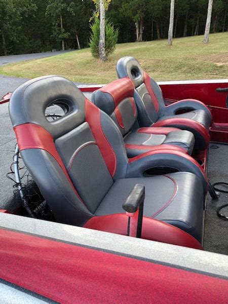 Length 21&x27; Posted Over 1 Month. . Triton tr21 boat seats